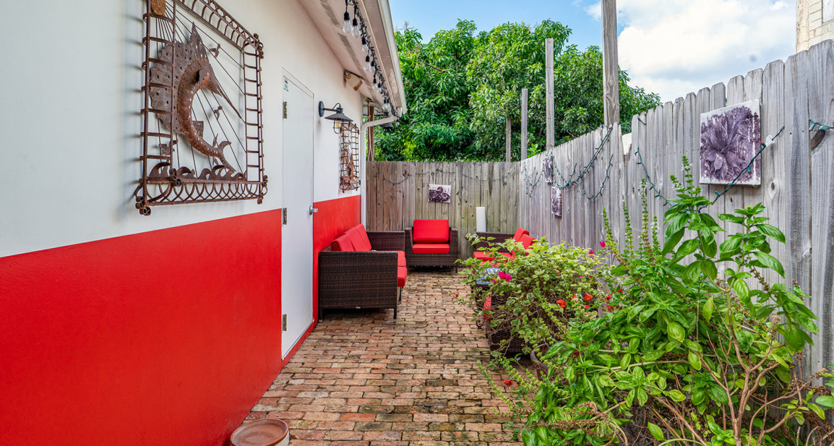 Prime Restaurant Building on Bypass - Fully Fitted and ready to trade - Image 19