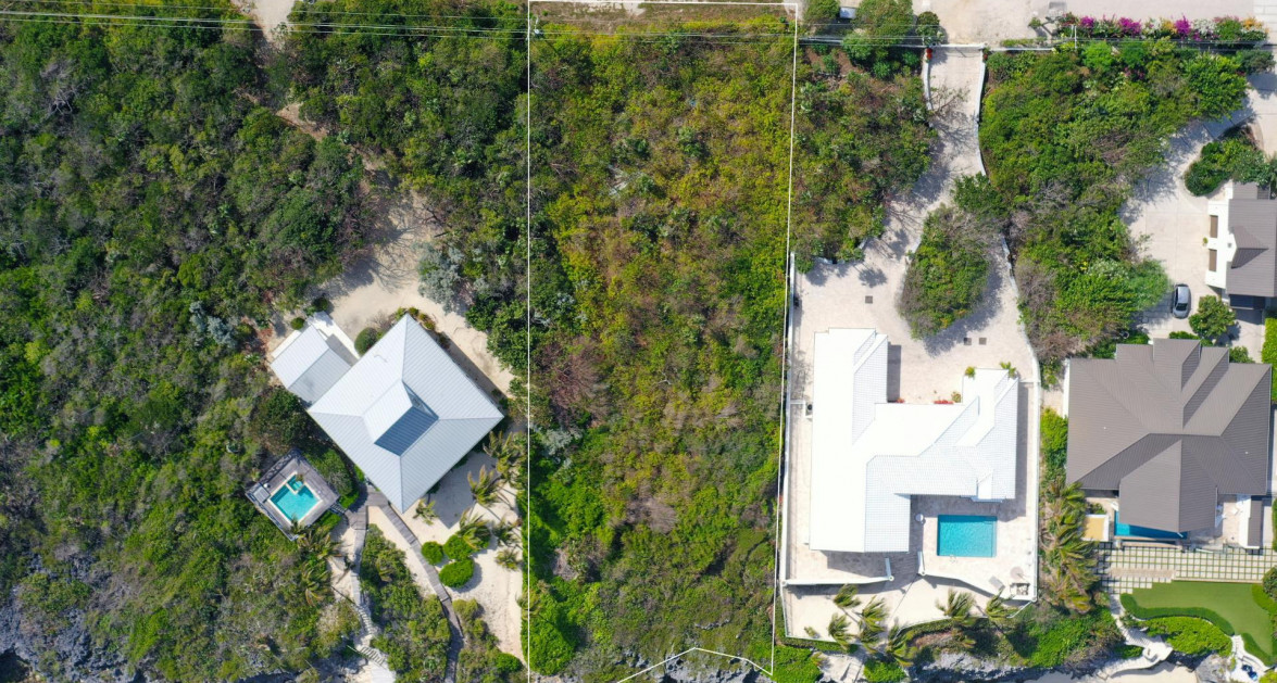 QUEEN'S HIGHWAY, WATERFRONT PARCEL | 0.62 ACRE - Image 2