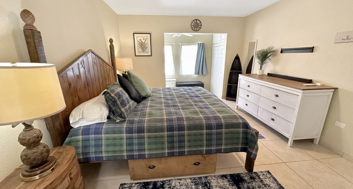 Raleigh Quay 1 bedroom condo - Image 8