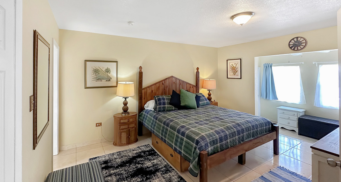 Raleigh Quay 1 bedroom condo - Image 7