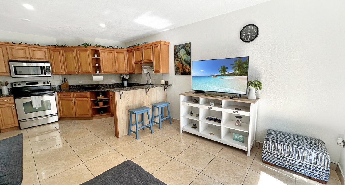 Raleigh Quay 1 bedroom condo - Image 3