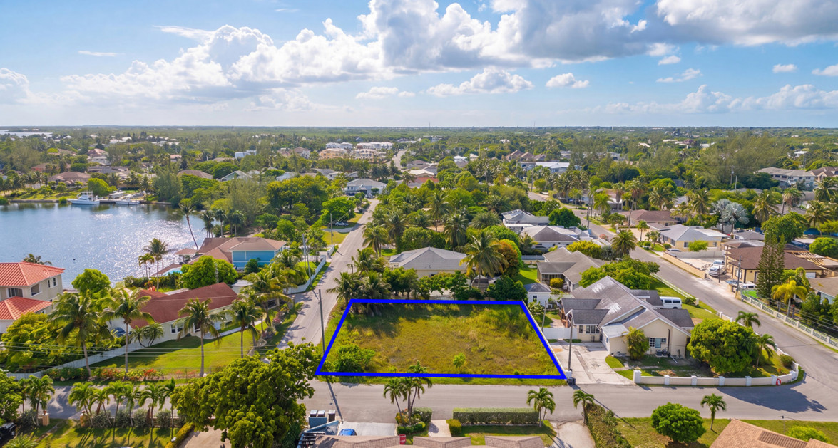 Rare Prospect Corner Lot | 0.22 Acres - Image 4