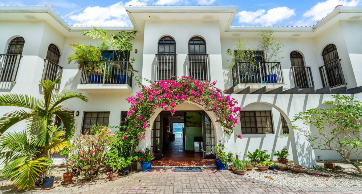 RARE SE Exposure PURE white Sand Beach RESORT - Image 5