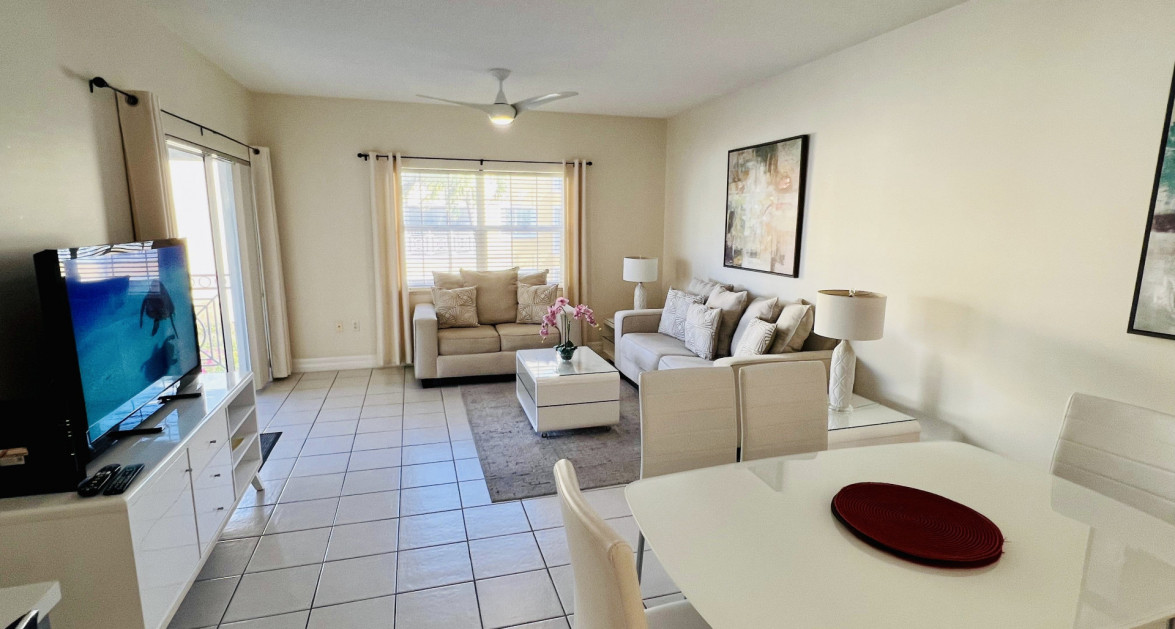 Regal Beach Club #222 - Image 2