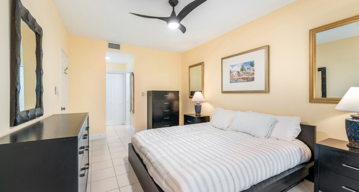 Regal Beach Club #312 - Image 9