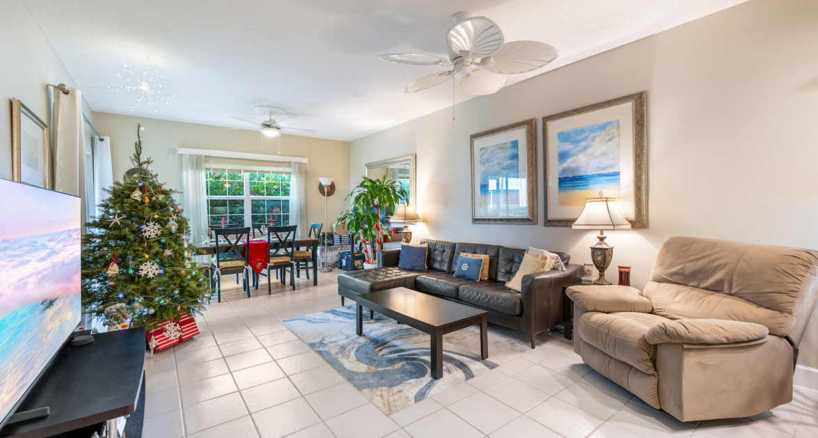 Regal Beach Club #312 - Image 2