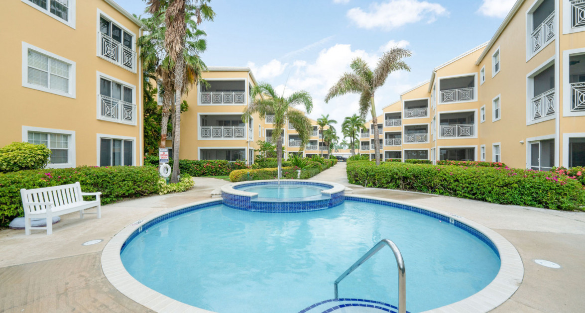 REGAL BEACH CLUB | 523 - Image 12