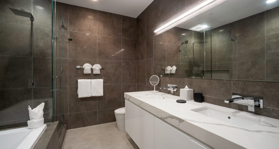 Rum Point Club - Enormous Width on Beachfront - Image 4