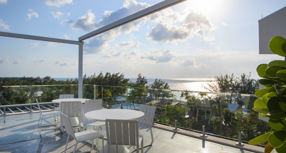 Rum Point Club Resort Penthouse - Image 13