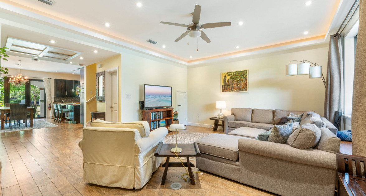 San Sebastian Upgraded 4 Bedroom Phase 2 - Image 5