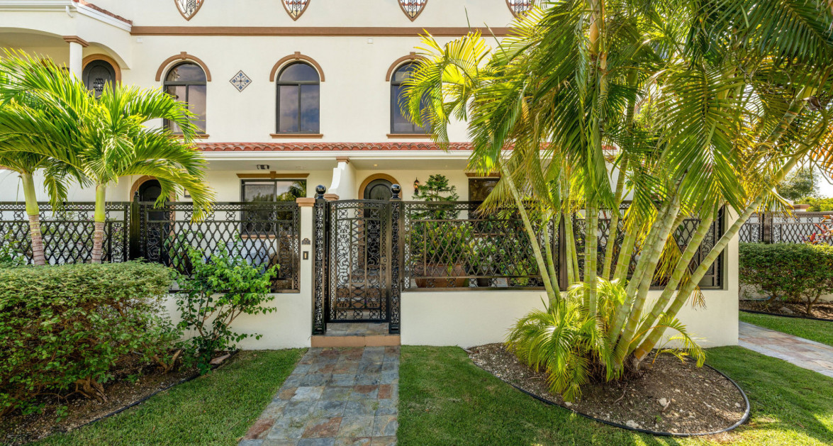 San Sebastian Upgraded 4 Bedroom Phase 2 - Image 40