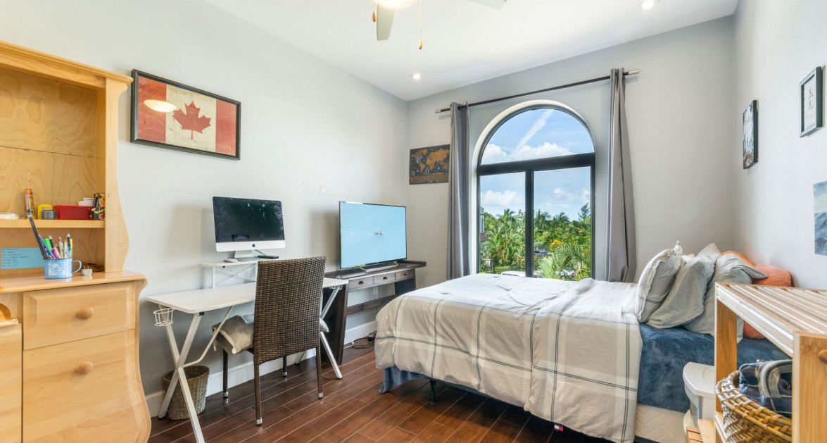 San Sebastian Upgraded 4 Bedroom Phase 2 - Image 20