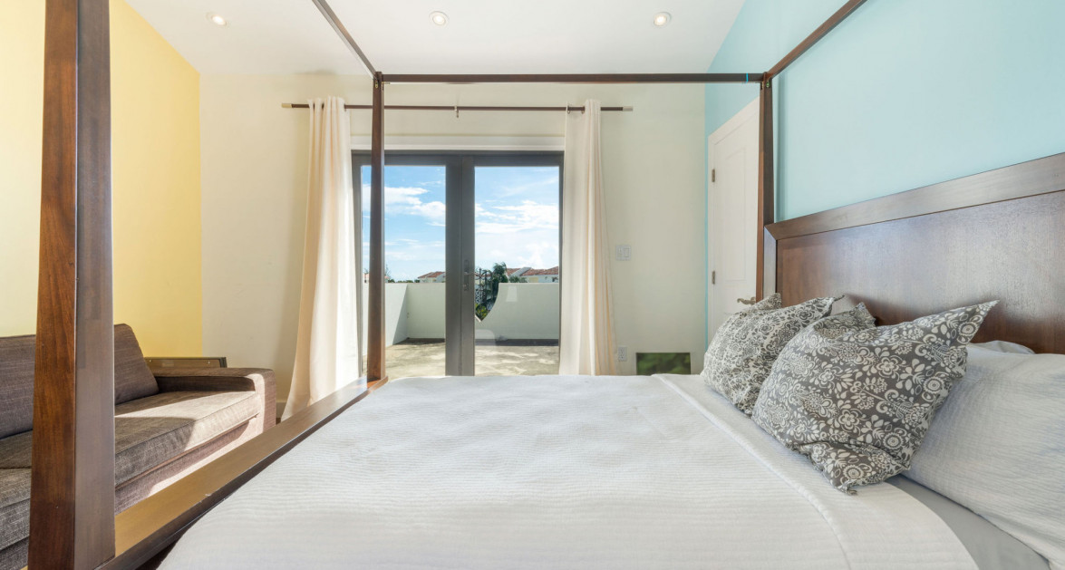 San Sebastian Upgraded 4 Bedroom Phase 2 - Image 31