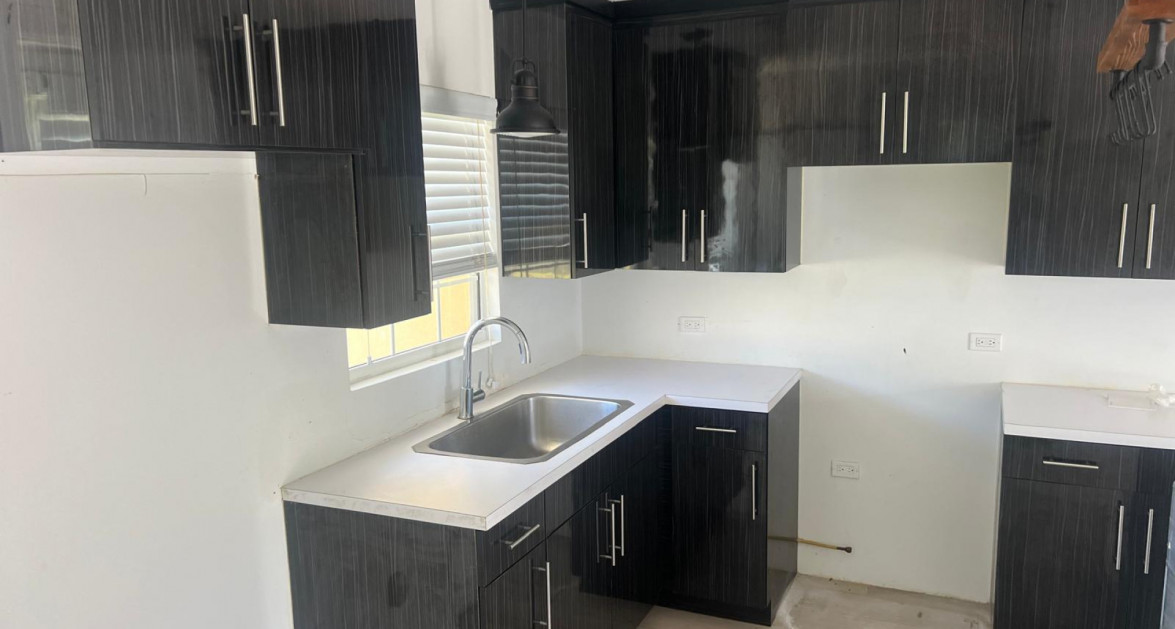 Sandalwood #3, 1 Bedroom 1 Bathroom - Image 1