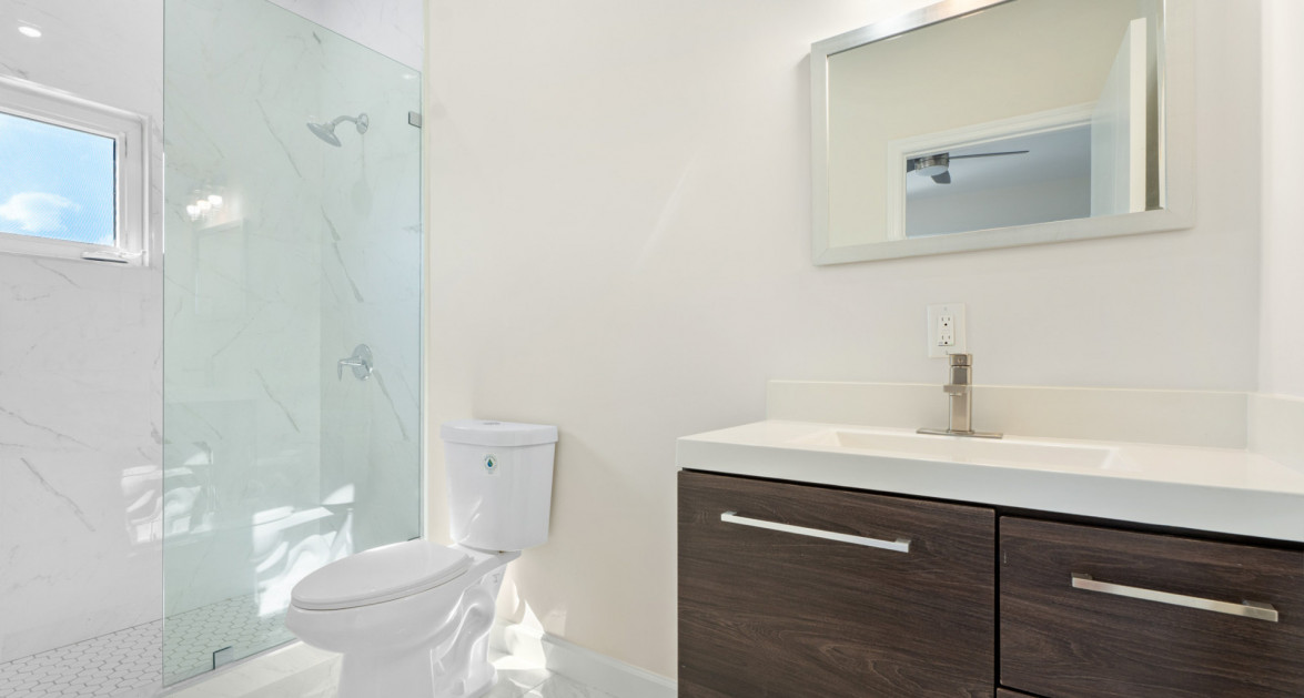 SAVANNAH NEWLY CONSTRUCTED BEAUTIFUL 3 BED/3 1/2 BATH HOME - Image 18