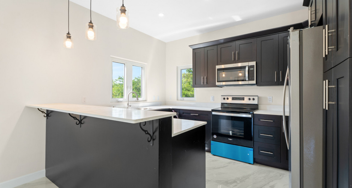 SAVANNAH NEWLY CONSTRUCTED BEAUTIFUL 3 BED/3 1/2 BATH HOME - Image 5