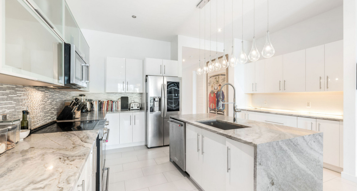 OCEAN FRONT MODERN LUXURY SHORE CLUB #3 - Image 2