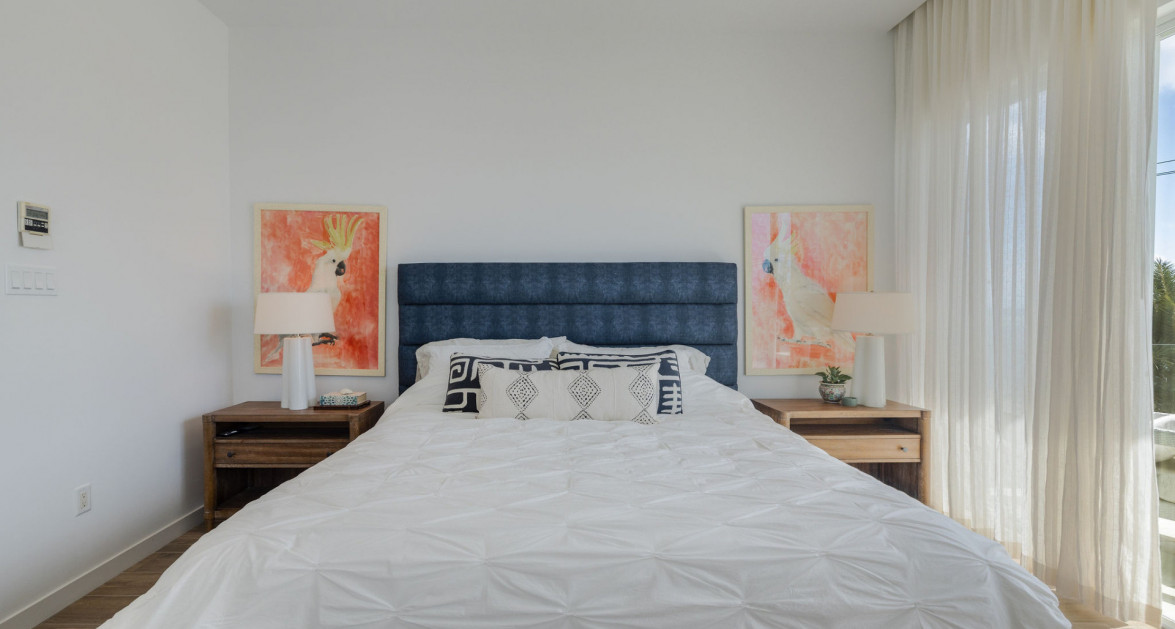 SHORE CLUB #4  Stunning Condo with unobstructed Ocean Views - Image 21