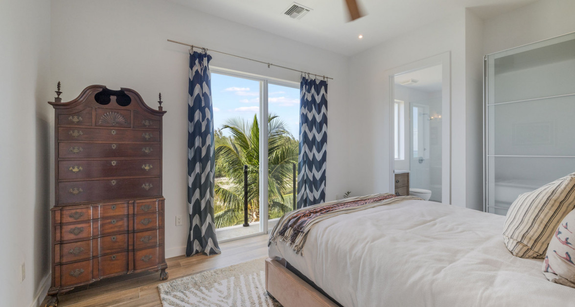 SHORE CLUB #4  Stunning Condo with unobstructed Ocean Views - Image 11