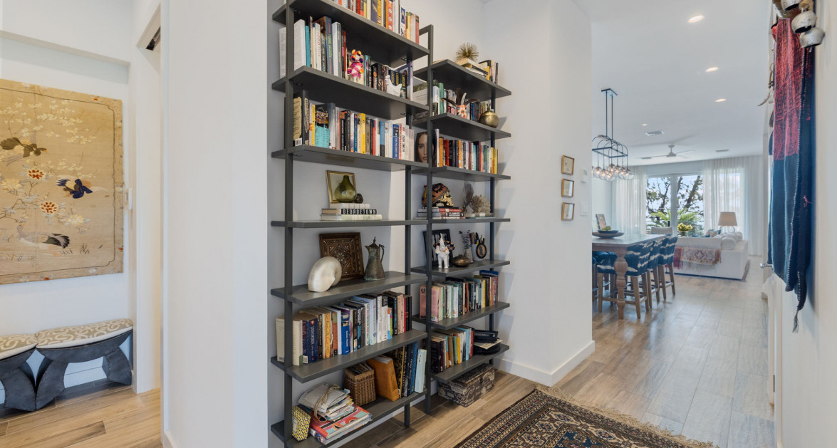 SHORE CLUB #4  Stunning Condo with unobstructed Ocean Views - Image 2