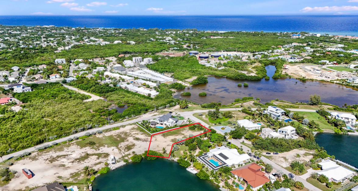 SHORES PREMIUM WATERFRONT LOT - Image 8