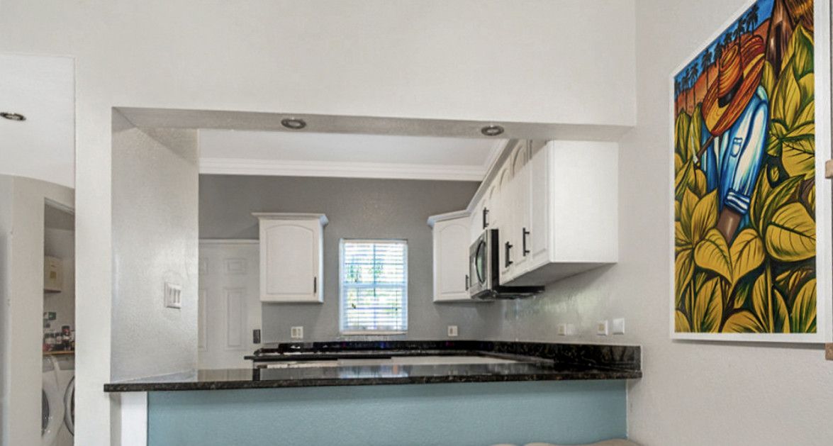 Shoreway #20 Townhome w/ 2 car Garage!!! - Image 3