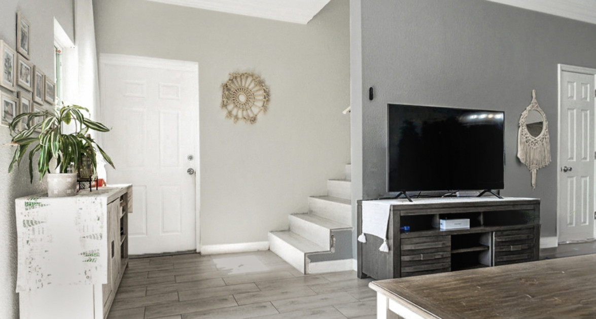 Shoreway #20 Townhome w/ 2 car Garage!!! - Image 1