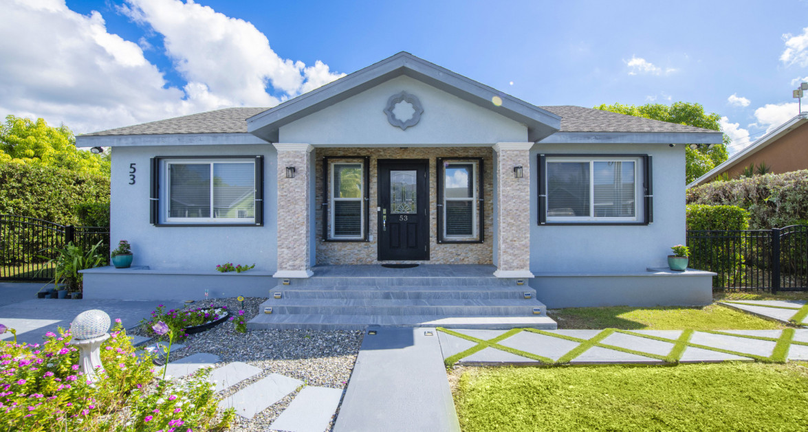 Single Family Home - 3 Bed 2 Bath - Newlands - Image 19