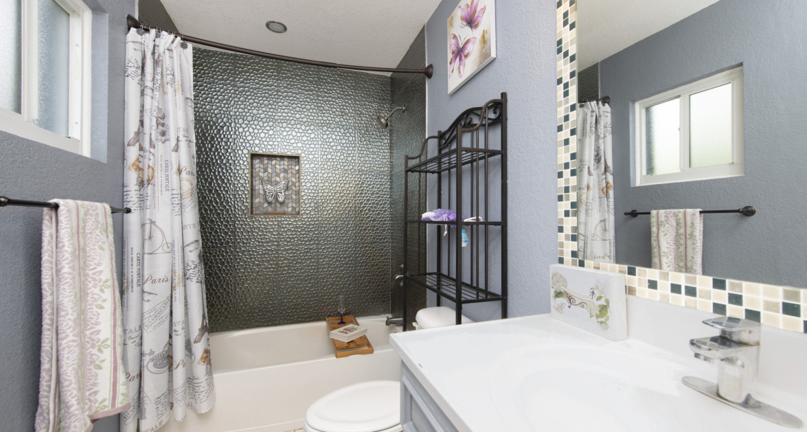 Single Family Home - 3 Bed 2 Bath - Newlands - Image 18