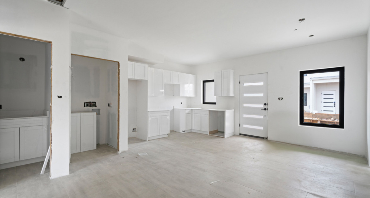 Sky Lofts #B2 (Brand New West Bay 1 Bed) - Image 23