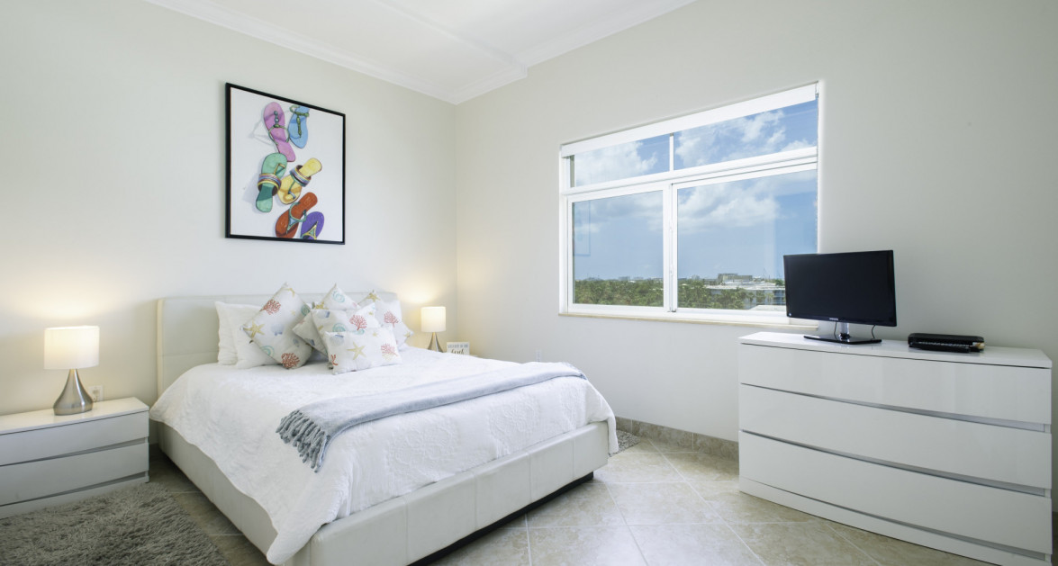 South Bay Beach Club - Premier Beachfront Residence - Image 14