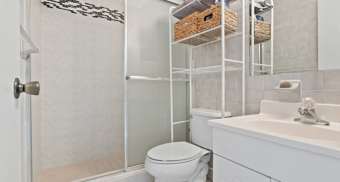 South Palms #5 (2 Bed/2.5 Bath SS Townhome) - Image 13