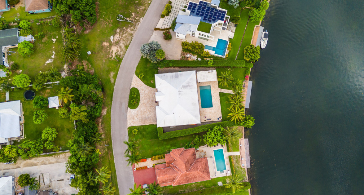 South Reach | Grand Harbour Canal Front Family Home - Image 25