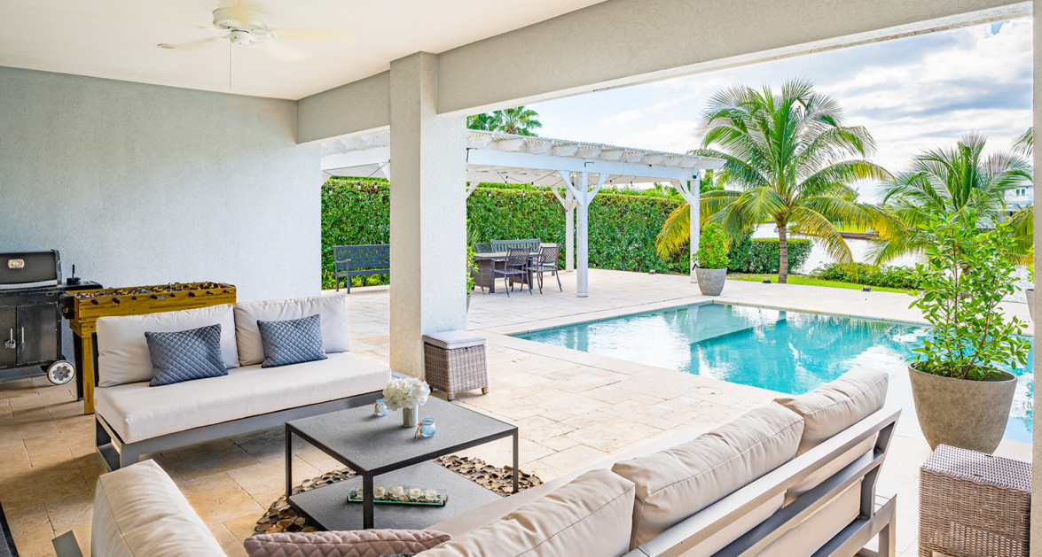 South Reach | Grand Harbour Canal Front Family Home - Image 3