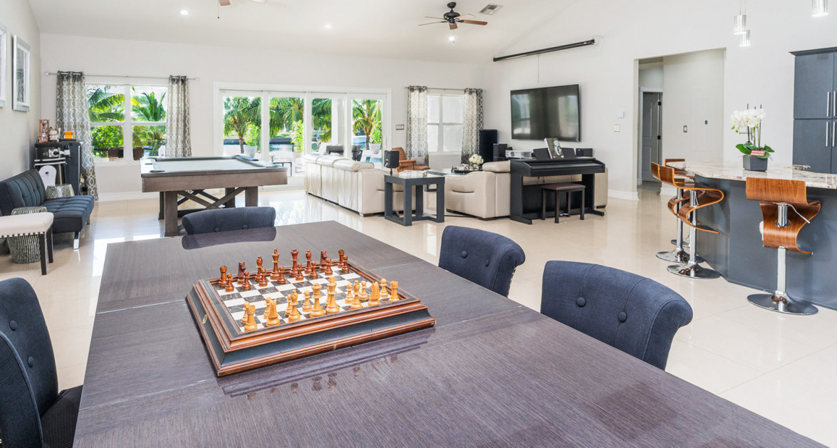 South Reach | Grand Harbour Canal Front Family Home - Image 16