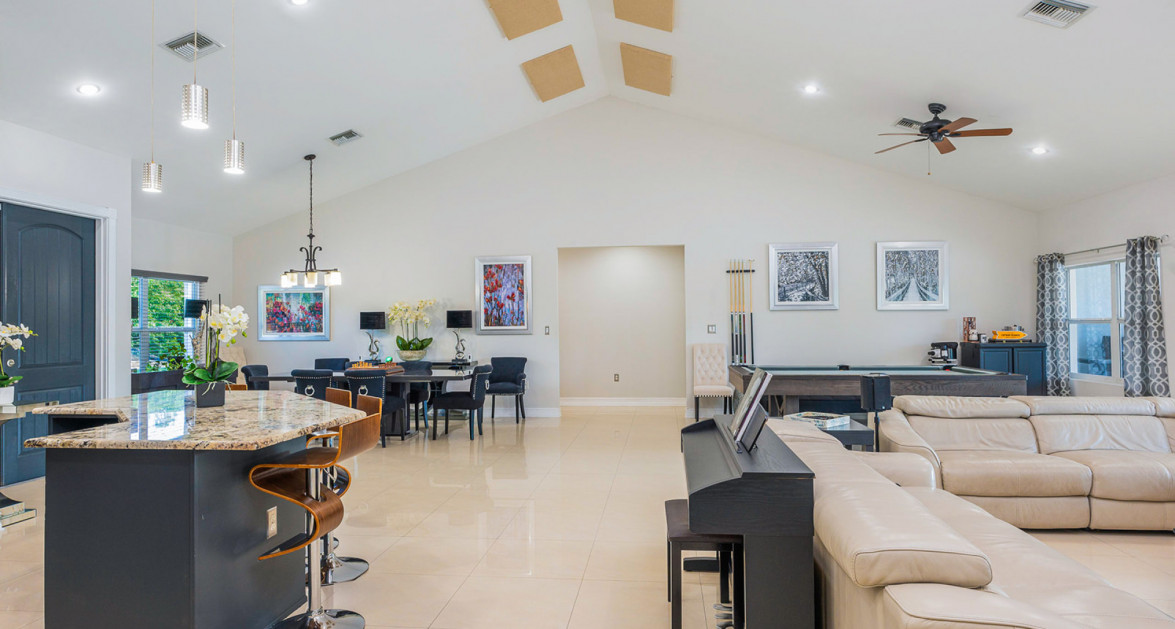 South Reach | Grand Harbour Canal Front Family Home - Image 18