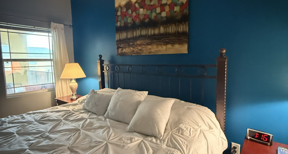 South Shore spacious 3 bedroom Seafront Penthouse - Image 14