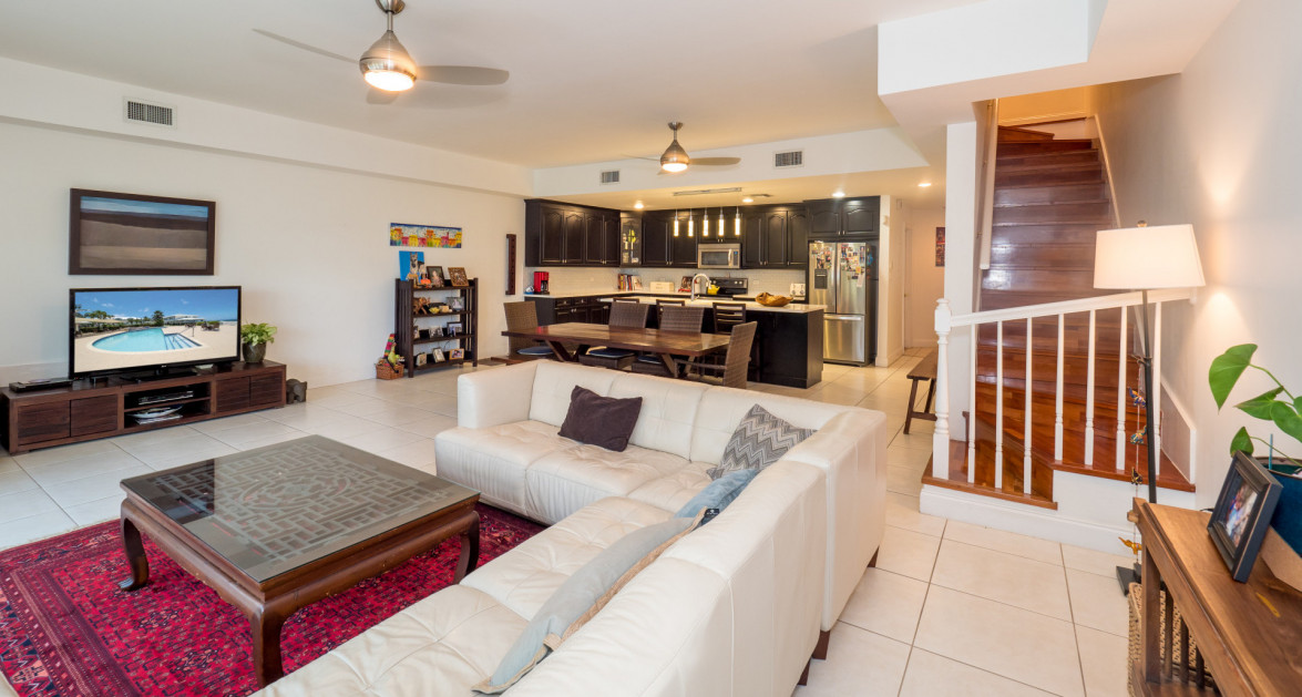 South Sound Ocean Front 4 Bed Windsor Village 25 - Image 4