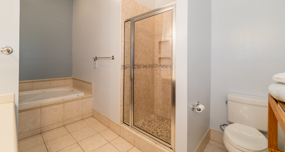 South Sound Ocean Front 4 Bed Windsor Village 25 - Image 21