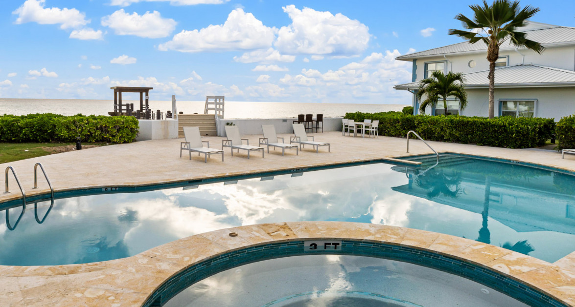 South Sound Ocean Front 4 Bed Windsor Village 25 - Image 9