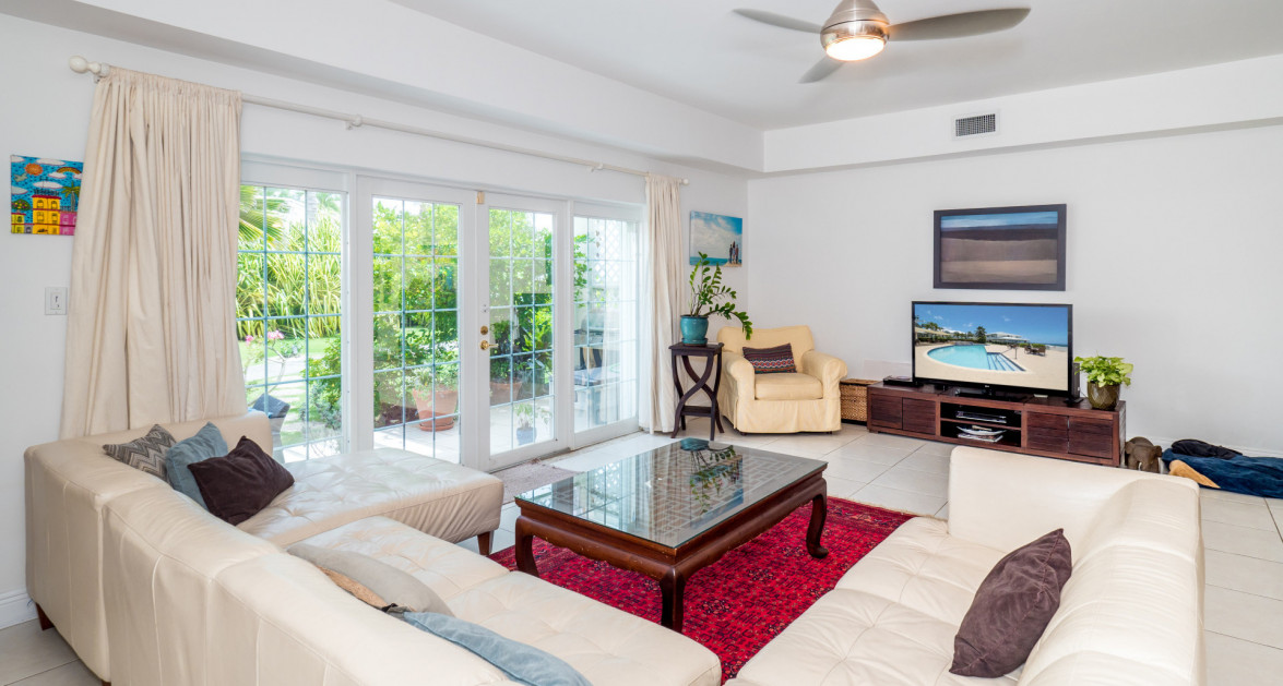 South Sound Ocean Front 4 Bed Windsor Village 25 - Image 14