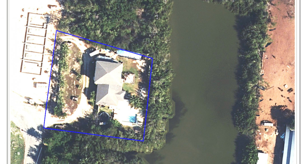 Spacious Family Home on a Private Half Acre Lot - Image 5