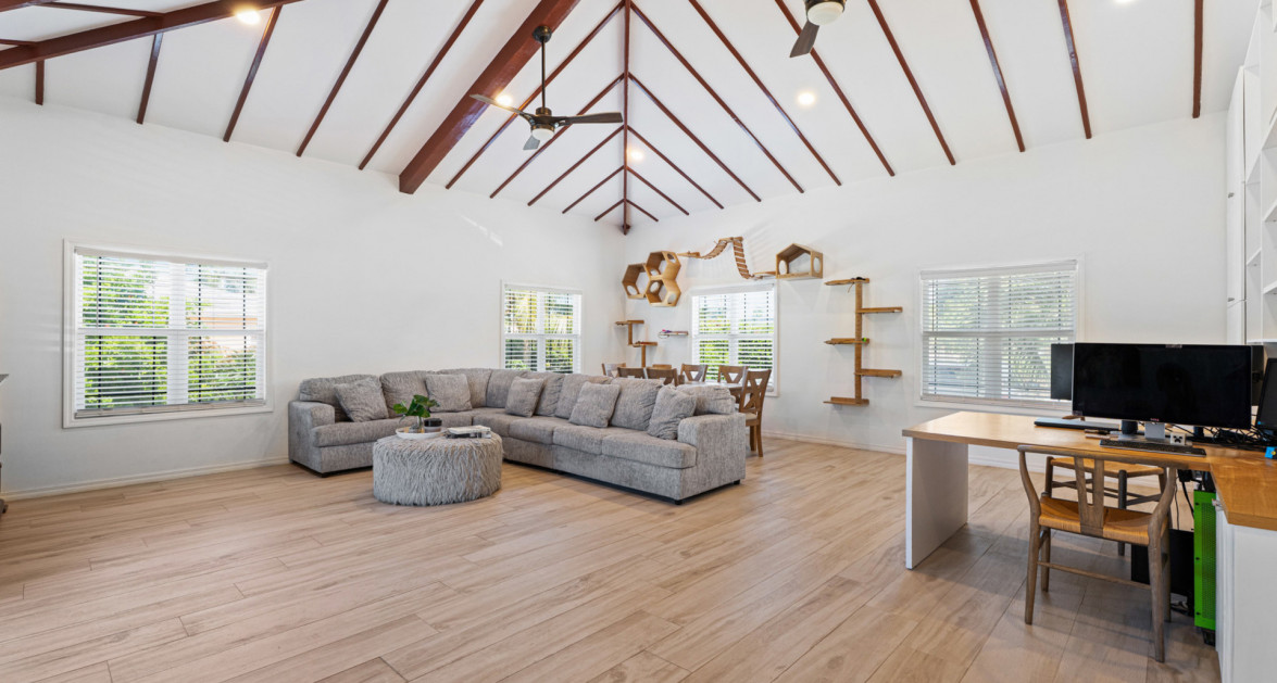 Spacious West Bay Family Home with Modern Extension, Mature Garden & Pickleball Court - Image 3