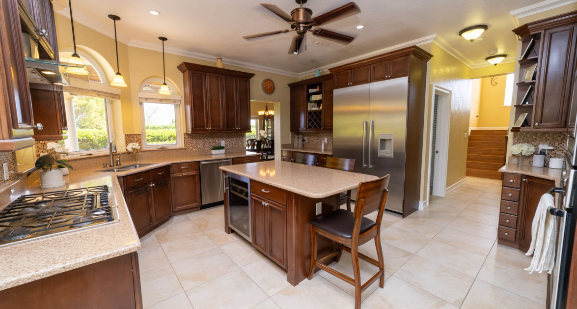 Stunning Boulevard Home - 44 Conch Drive- 3 Bed Plus Den- (CI$50K Back at Closing) - Image 27