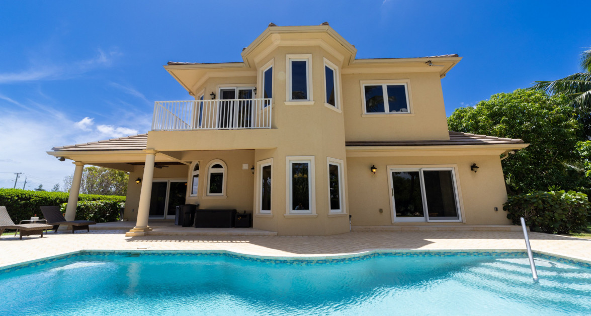 Stunning Boulevard Home - 44 Conch Drive- 3 Bed Plus Den- (CI$50K Back at Closing) - Image 5