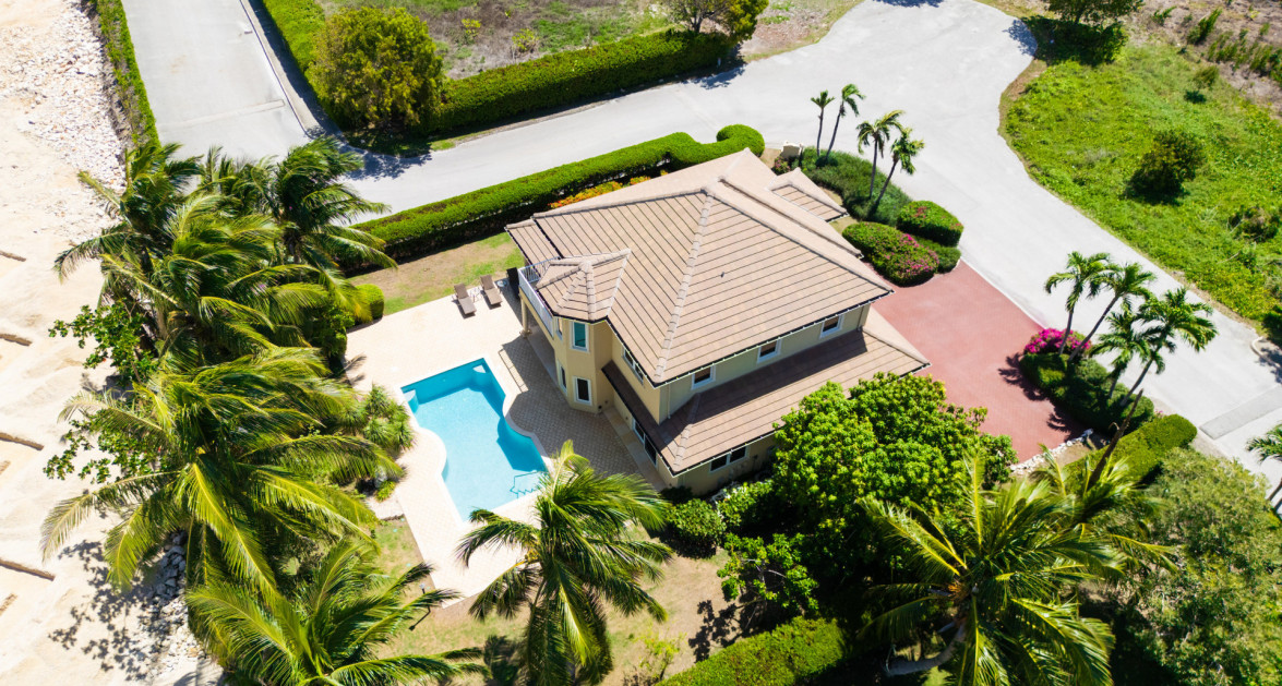 Stunning Boulevard Home - 44 Conch Drive- 3 Bed Plus Den- (CI$50K Back at Closing) - Image 1