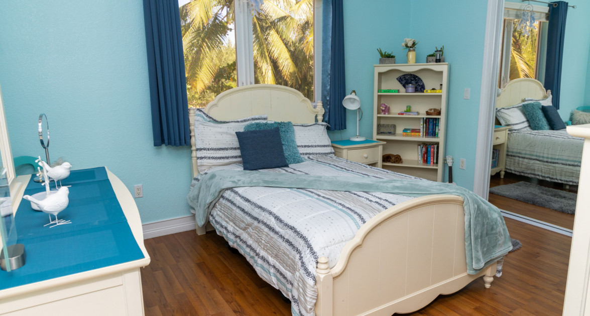 Stunning Boulevard Home - 44 Conch Drive- 3 Bed Plus Den- (CI$50K Back at Closing) - Image 19