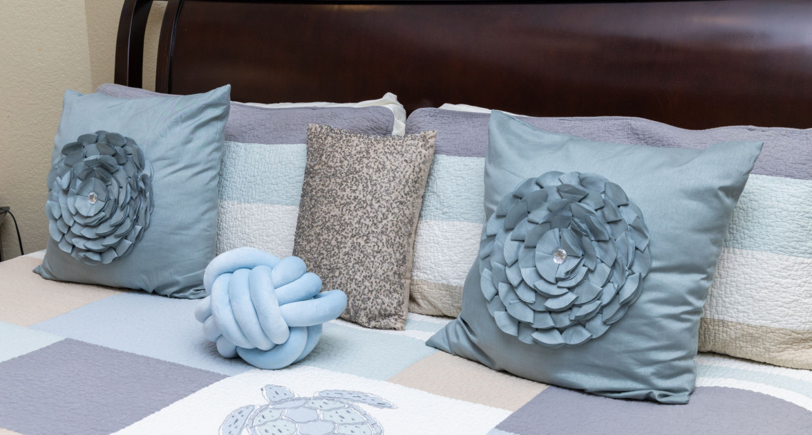 Stunning Boulevard Home - 44 Conch Drive- 3 Bed Plus Den- (CI$50K Back at Closing) - Image 12