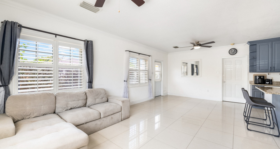 Suelles Estates #1 End Unit - Image 2