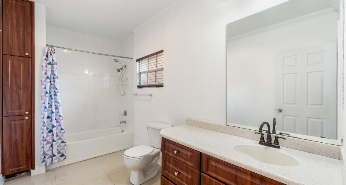 Suelles Estates #1 End Unit - Image 6